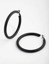 Matte Tube Hoop Earrings - link has visual effect only