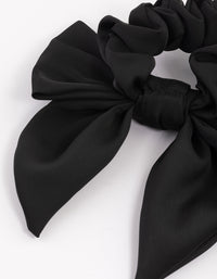 Black Medium Satin Scrunchie - link has visual effect only