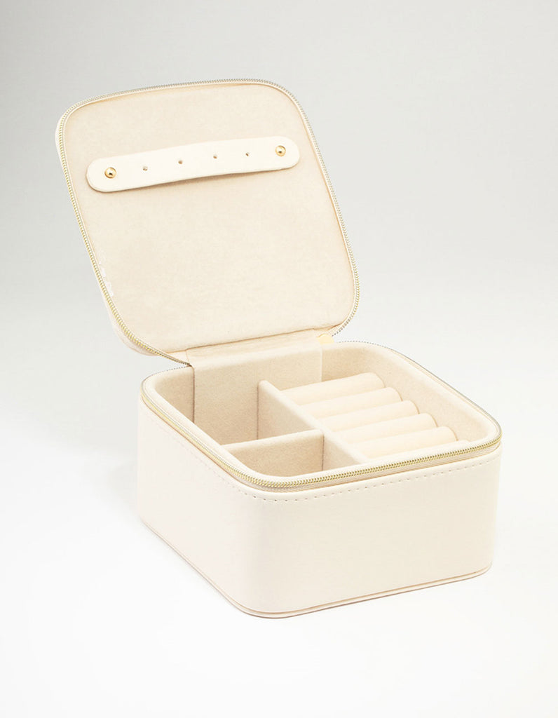 Cream Faux Leather Square Jewellery Case