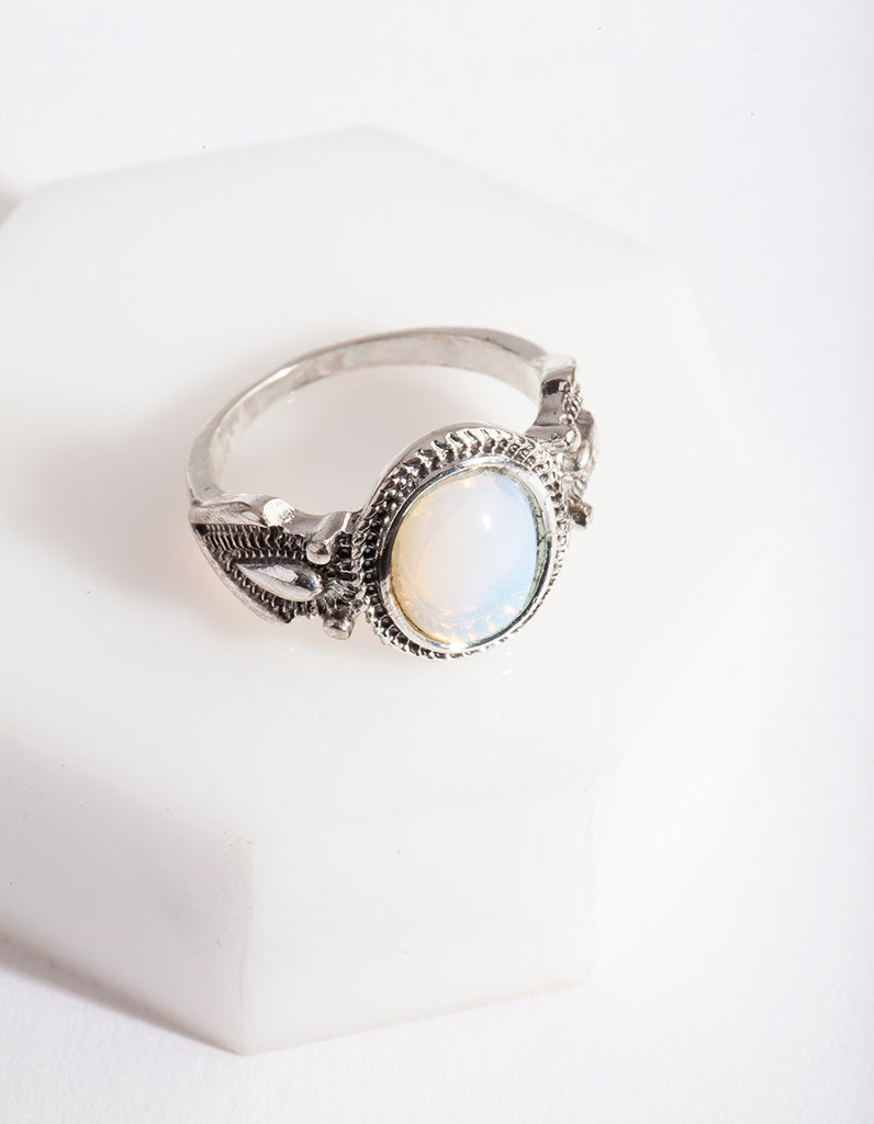 Antique Silver Oval Moonstone Ring