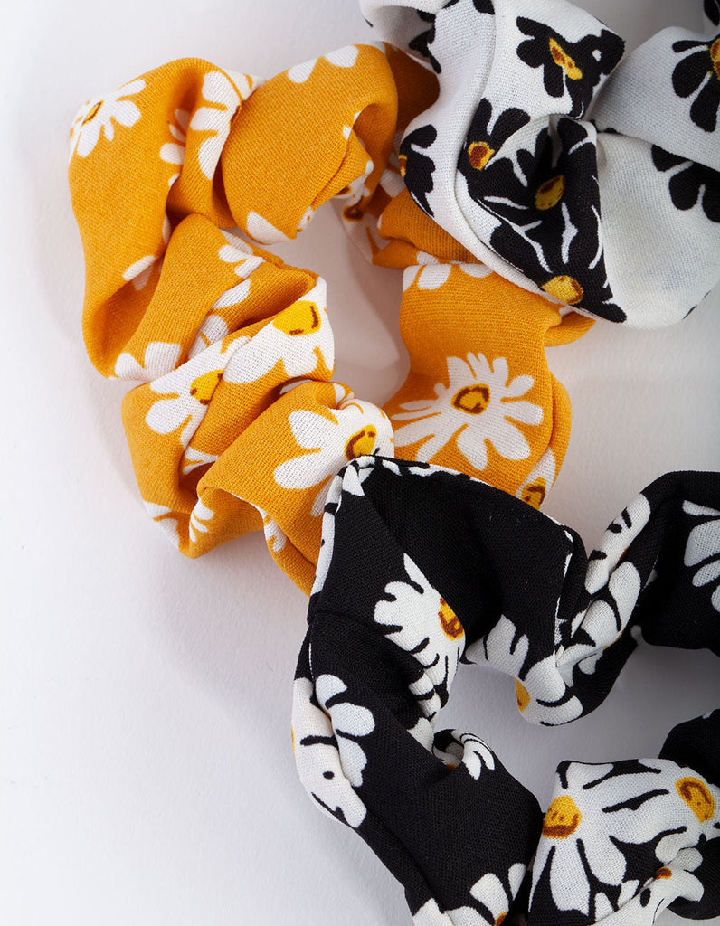 Fabric Mini Daisy Pack Scrunchie